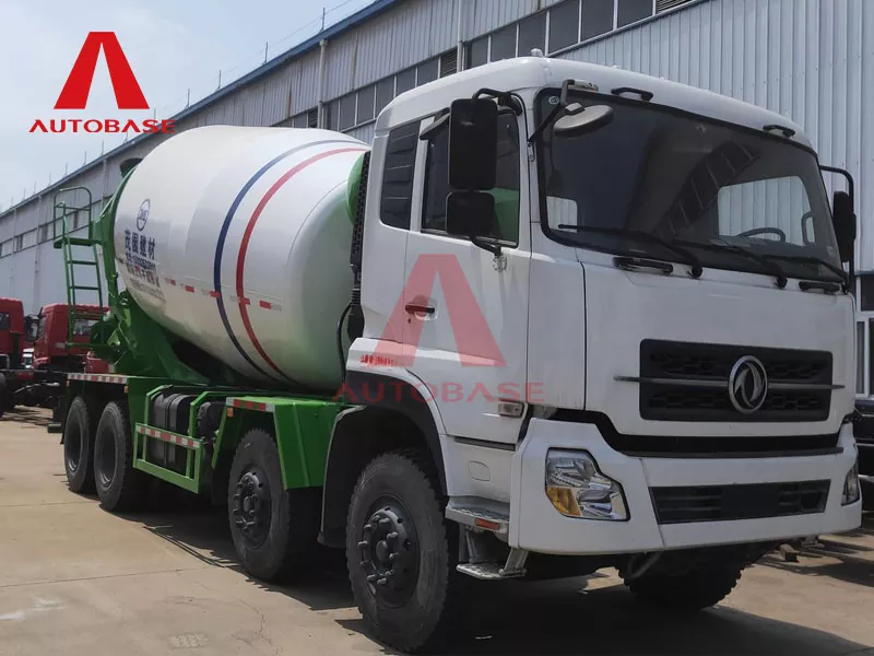 Dongfeng Tianlong CL5250GJB4 камион за смесител