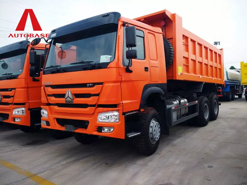 SinoTruk Howo 6 × 4 сметище